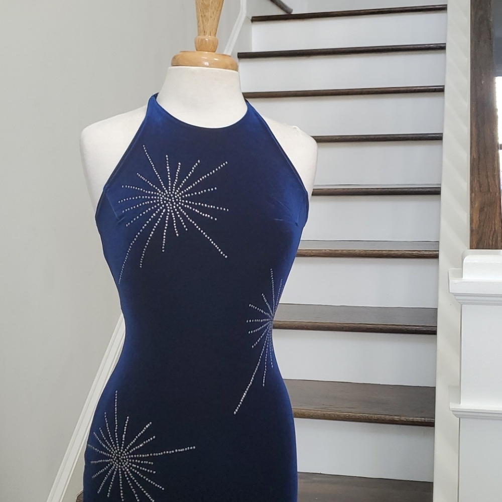Prom Dress - Picture 4 of 7